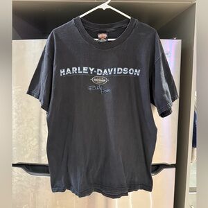 90’s Harley Davidson tee
Size Large